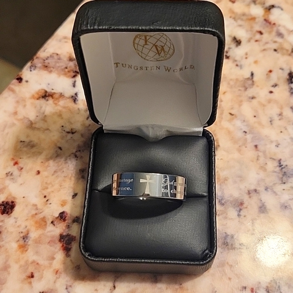 Mens Tungsten ring size 12.5, width 8mm